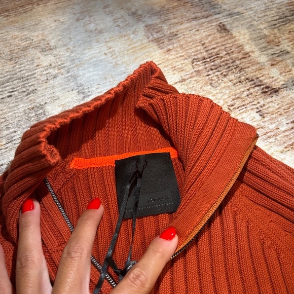 RRD sweater - Picture 3 of 4